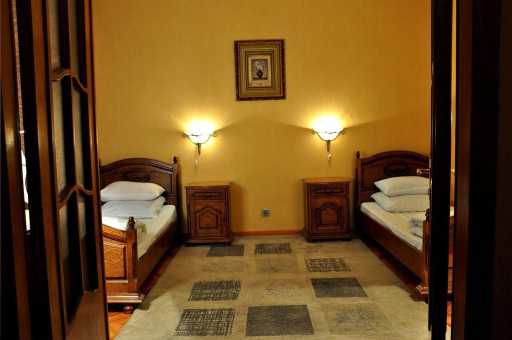 Ganja Hotel Luaran gambar